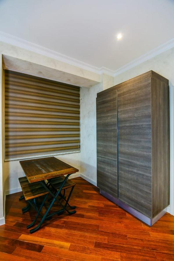 Lux Family Apartment In City Center Baku Exterior photo